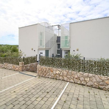 Villa Solis Lacus Modern Apartment - Private Heated Pool - Smart Tv Sky X - Free Parking Njivice Kültér fotó